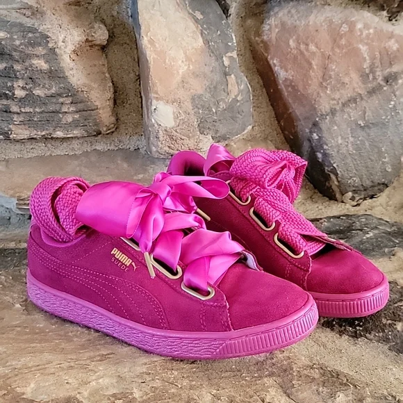 Puma Shoes Puma Suede Heart Satin Rose Shoes Sets Of Laces